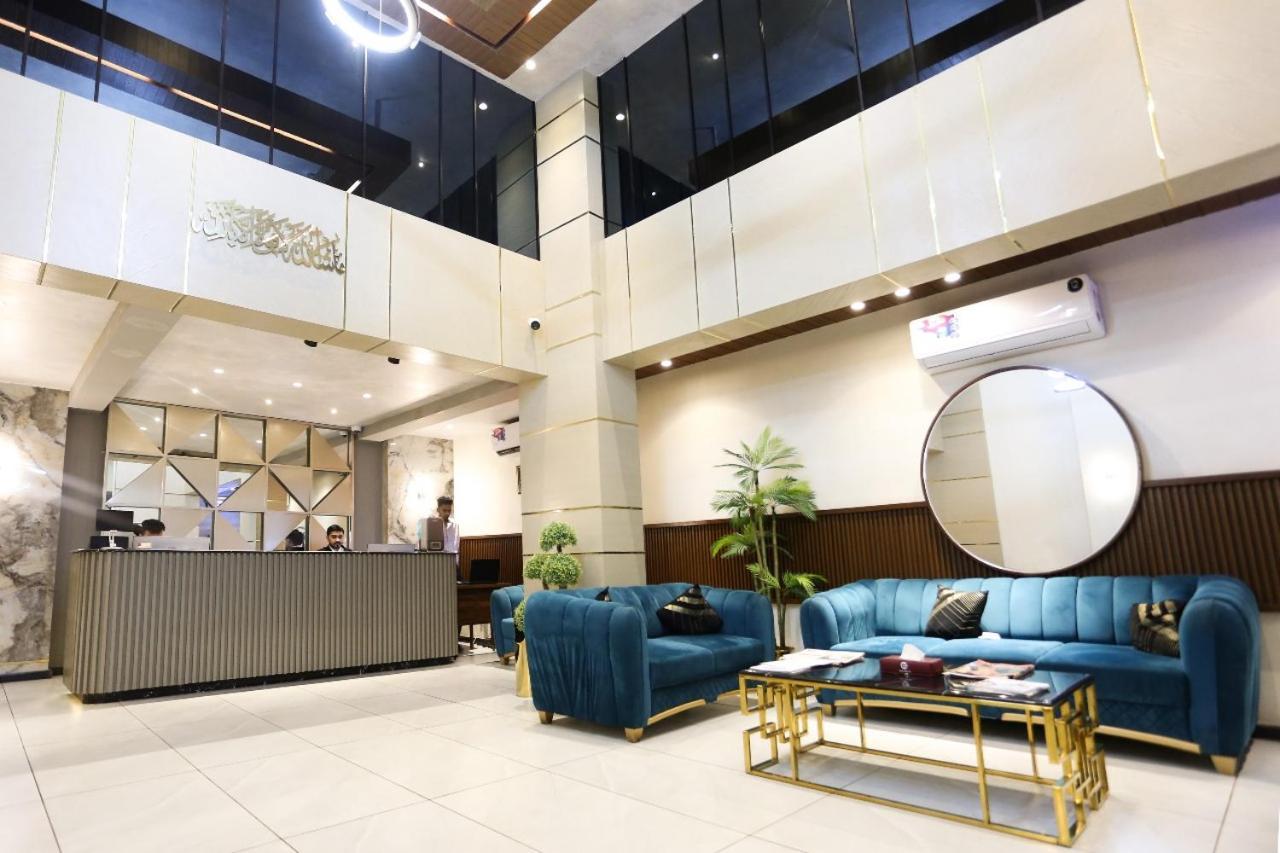 Hotel Pearl Inn Karachi Exterior photo